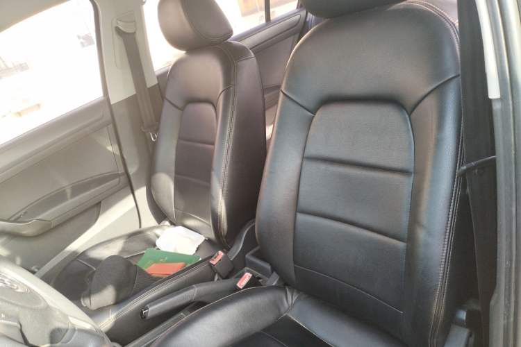 Used Volkswagen Santana 2013 1.4L Manual Fashion Edition