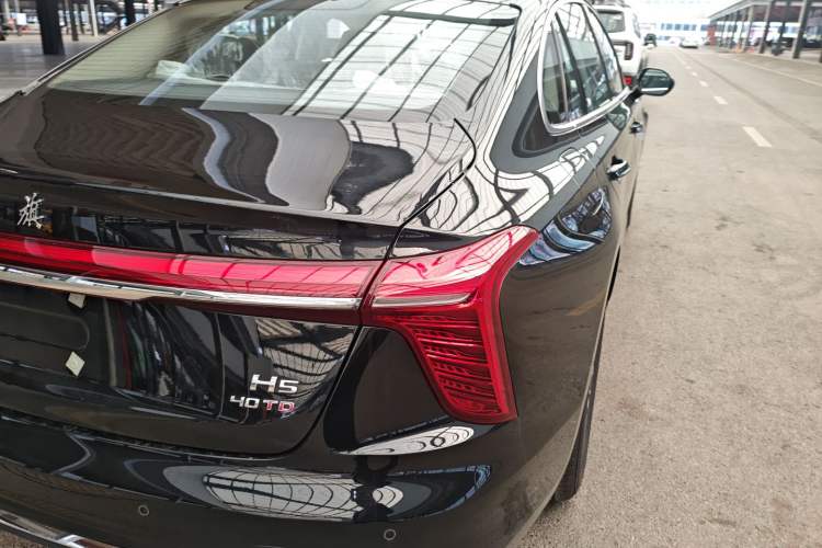 Used Hongqi H5 2024 2.0T Automatic Smart Connect Flagship Edition
