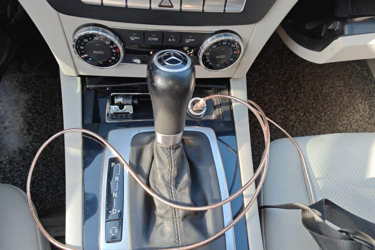 Used Mercedes-Benz C-Class 2013 C 180 Classic Grand Edition
