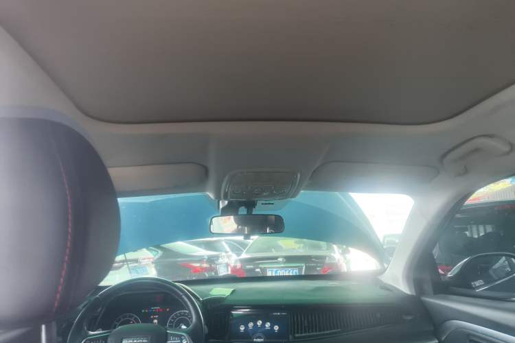 Used Haval H2s 2017 Blue Label 1.5T Dual-Clutch Luxury Model
