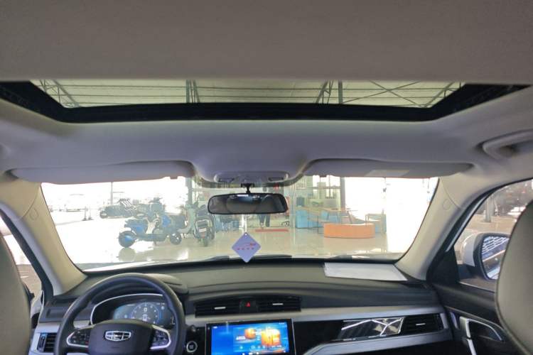 Used Geely Auto Emgrand X7 Sport 2021 Million Edition 1.8TD DCT Two-Wheel Drive Comfort Model
