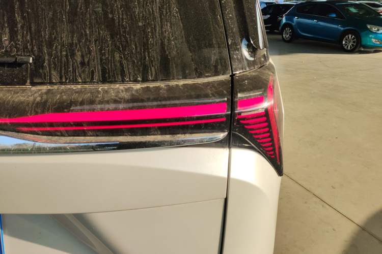 Used Buick GL8 2025 Lu Zun Deluxe Edition
