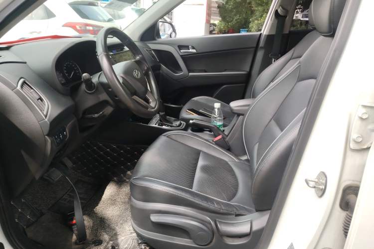 Used Hyundai ix25 2015 1.6L Automatic Two-Wheel Drive Smart GLS Trim
