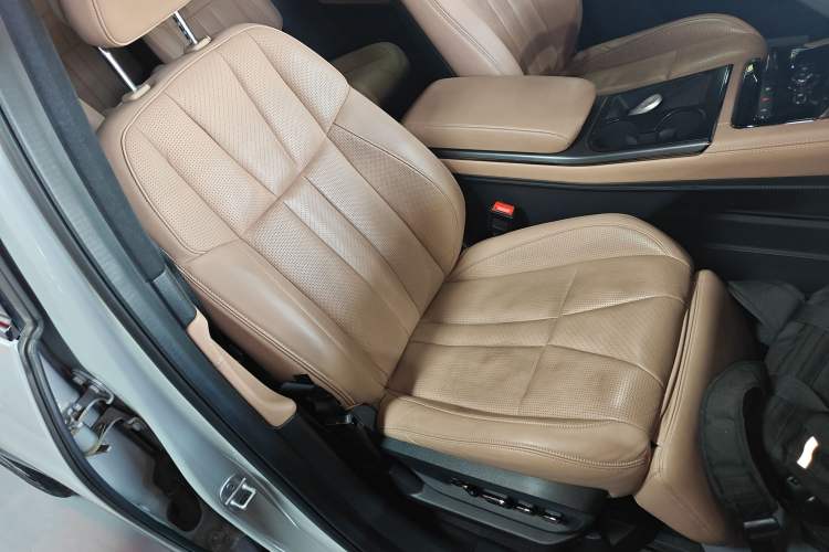 Used Nio ES8 2020 415 km Signature Edition 6-Seater Version
