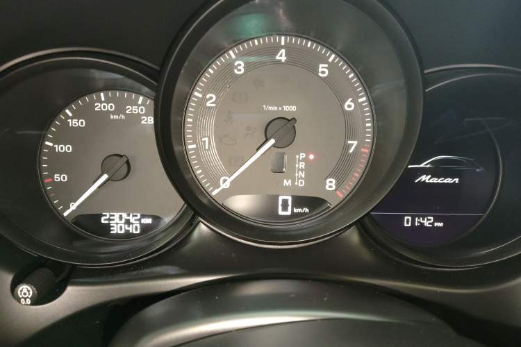 Used Porsche Macan 2023 Macan 2.0T