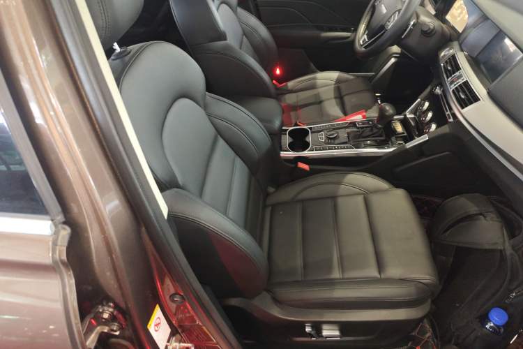 Used Haval H7 2017 Red-Label H7 2.0T Automatic Prestige Model
