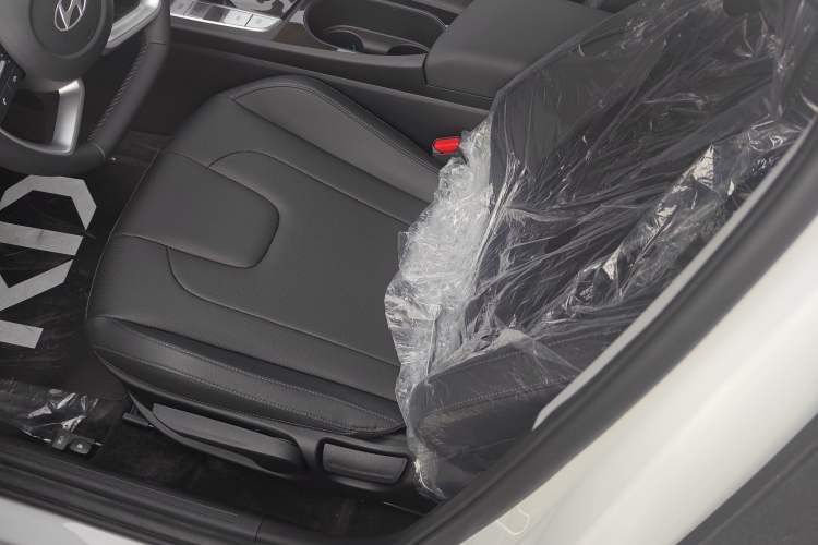 Used Hyundai Elantra 2023 1.5L CVT GLX Elite Edition
