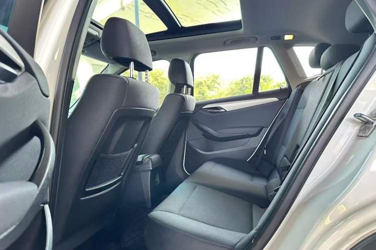 Used BMW X1 2012 sDrive18i Luxury Edition