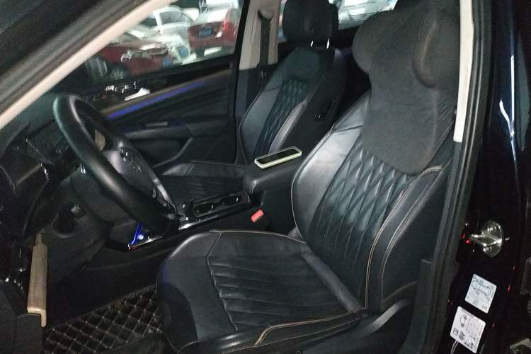 Used Volkswagen Passat 2019 380TSI Luxury Edition China VI Standard
