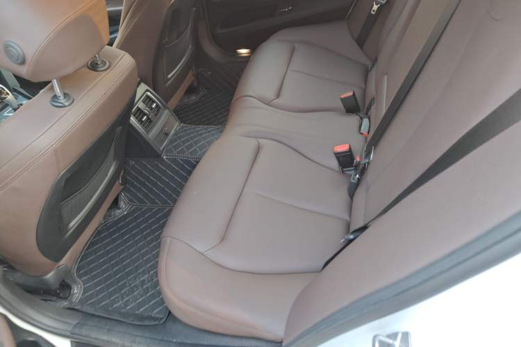 Used BMW 3 Series 2019 320Li Fashion Model
