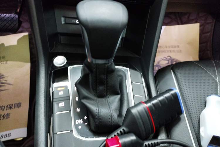 Used Volkswagen Tiguan L 2024 300TSI Automatic Two-Wheel Drive Smart Edition
