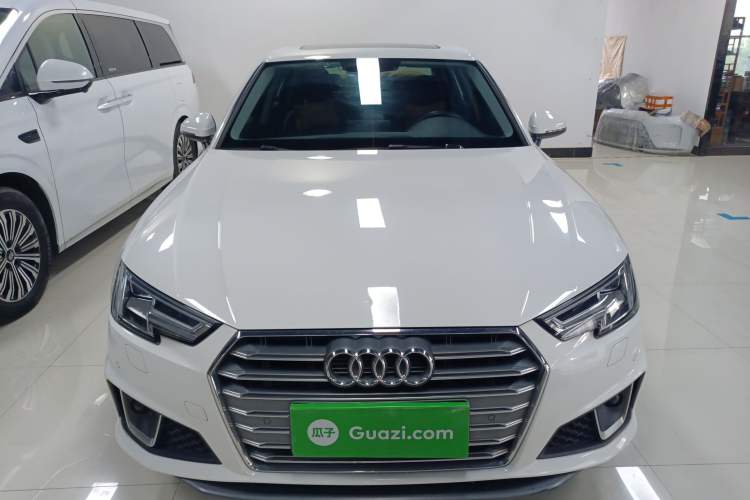Used Audi A4L 2019 40 TFSI Fashion Edition China VI Emission Standard
