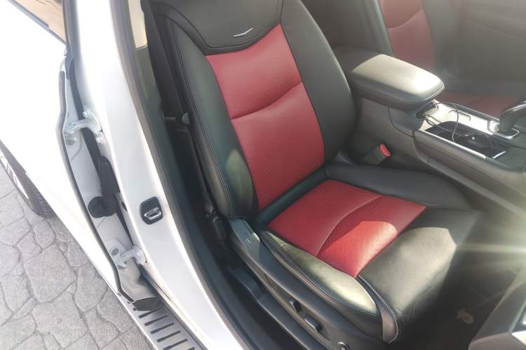 Used Cadillac XT5 2016 25T Luxury Model
