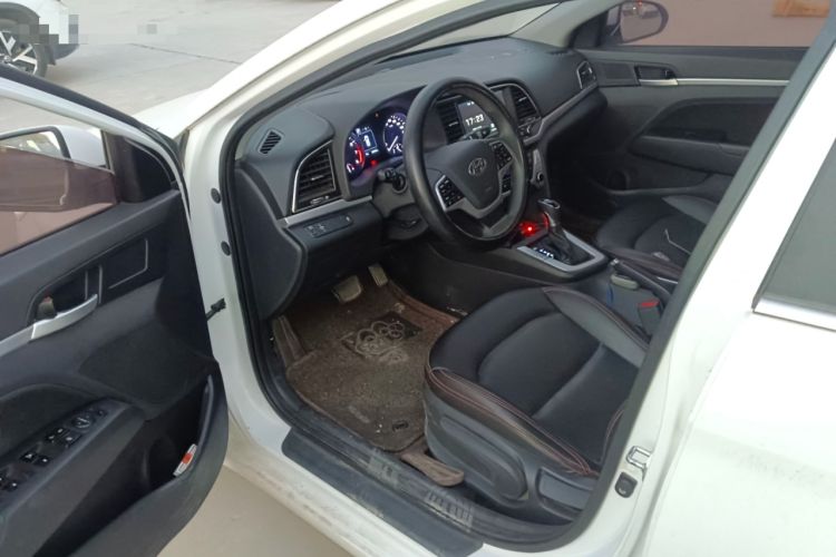 Used Hyundai Elantra 2016 1.6L Automatic ZhiXuan – Elite Version