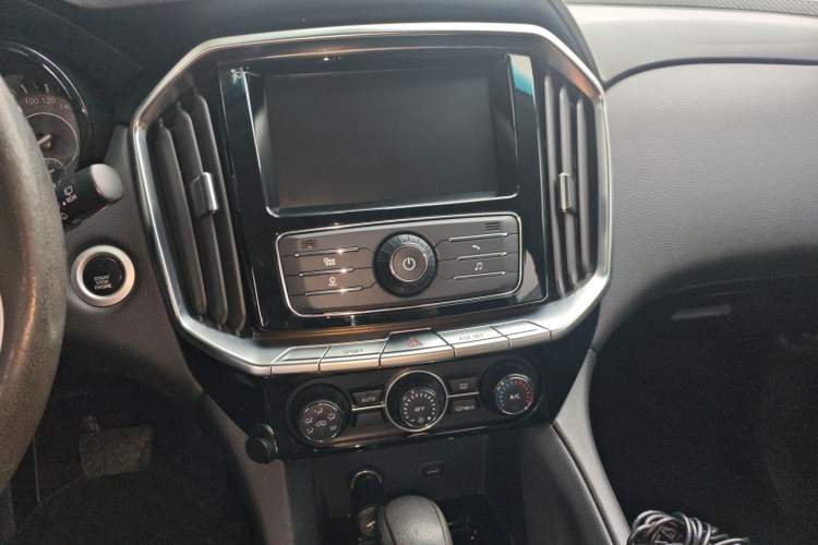 Used JMC Yusheng S350 2016 2.0T Automatic All-Wheel Drive Gasoline Luxury Edition 5 Seats