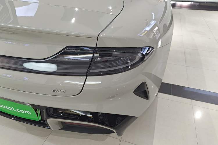 Used  SU7 2024 Rear-Drive Long-Range Intelligent Driving Version