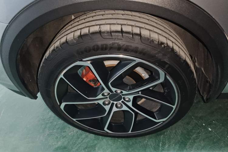 Used Lynk & Co 05 2020 2.0TD Two-Wheel Drive Shine Halo
