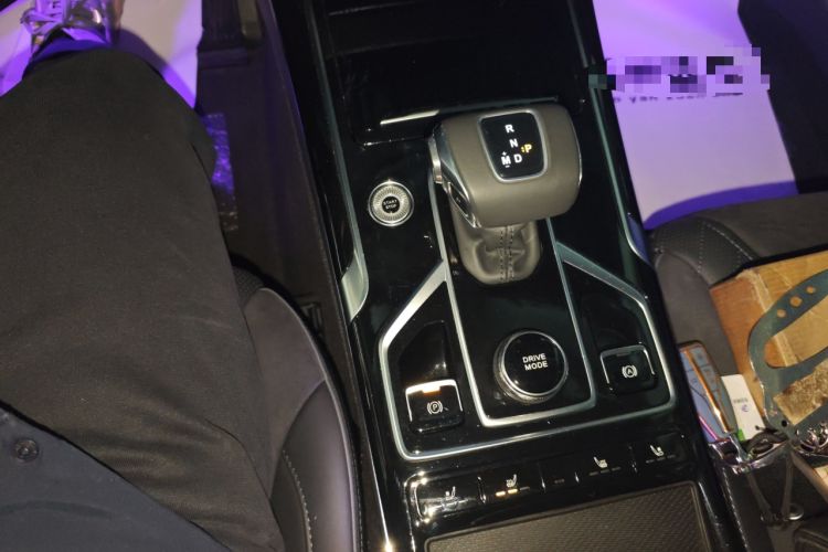 Used Hongqi HS5 2022 Facelifted Version 2.0T Smart Connect Flagship All-Wheel-Drive Edition