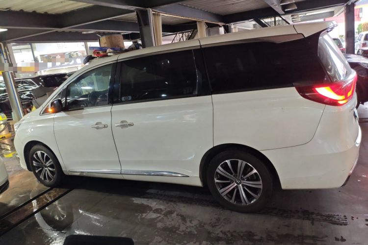 Used GAC Trumpchi M8 2018 320T Luxury Edition
