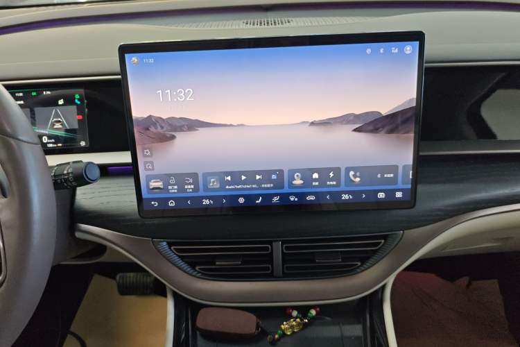 Used Denza D9 2022 DM-i 970 Four-Wheel Drive Flagship Model
