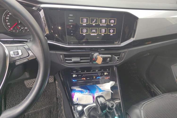 Used Volkswagen Tayron 2020 330TSI Two-Wheel Drive Luxury Smart Connectivity Version