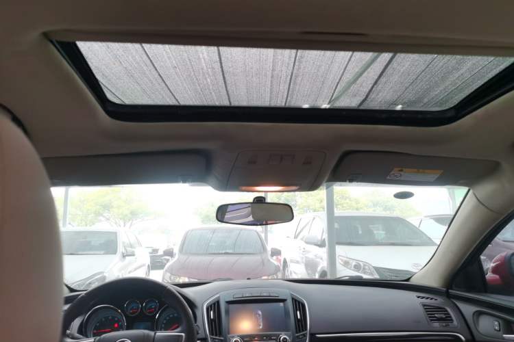 Used Buick Regal 2014 2.0L Leading Fashion Edition