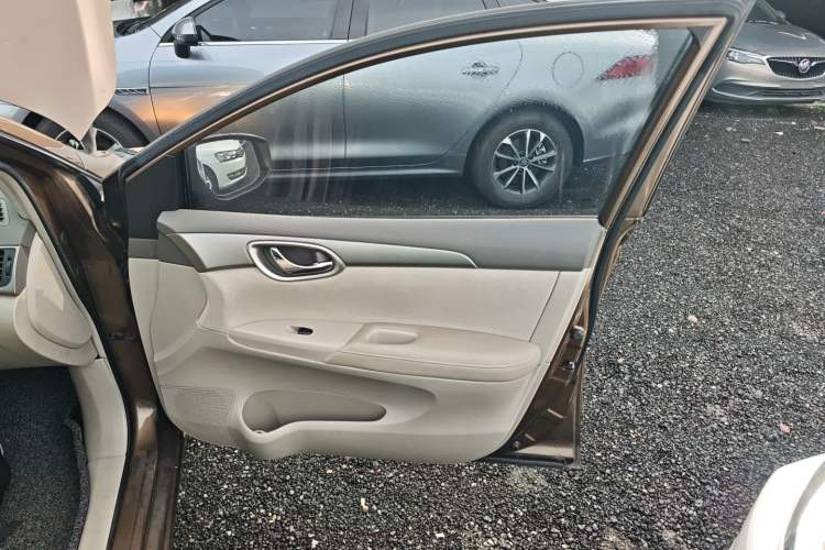 Used Nissan Sylphy 2012 1.8XE CVT Comfort Edition
