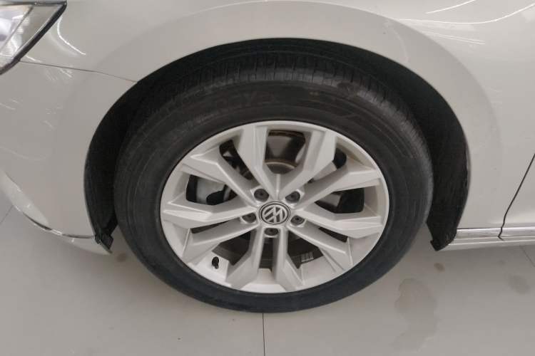 Used Volkswagen Magotan 2019 330TSI DSG Luxury Version China VI Standard