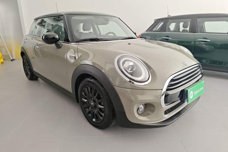 Used  MINI 2019 1.5T COOPER Classic Edition
