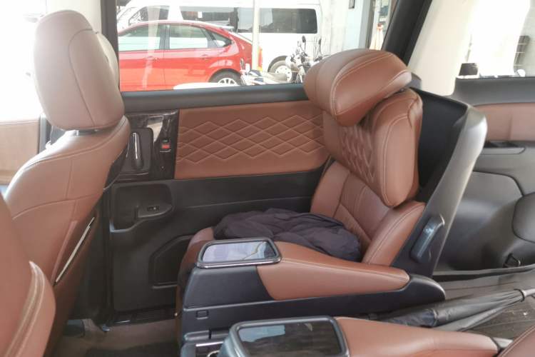 Used Honda Elysion 2019 2.0L Hybrid Comfort Edition
