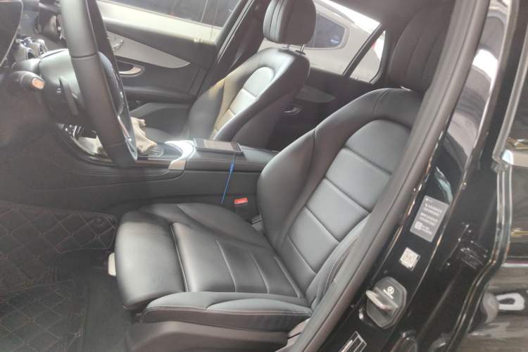 Used Mercedes-Benz GLC 2022 Refreshed GLC 260 L 4MATIC Dynamic Edition
