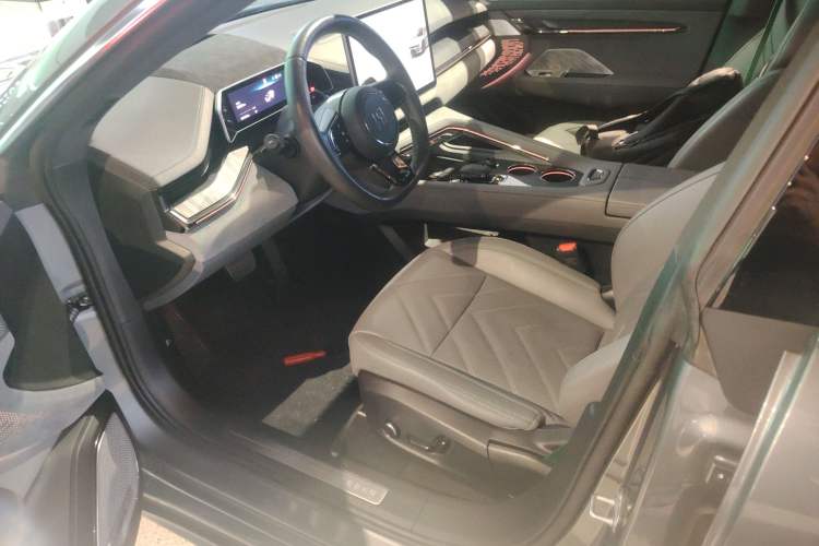 Used Zeekr 001 2022 Ultra-Long Range Dual-Motor YOU Version
