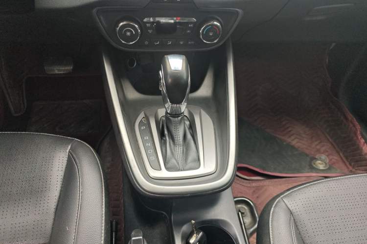 Used Ford Escort 2017 Happiness Edition 1.5L Automatic Fashion Version