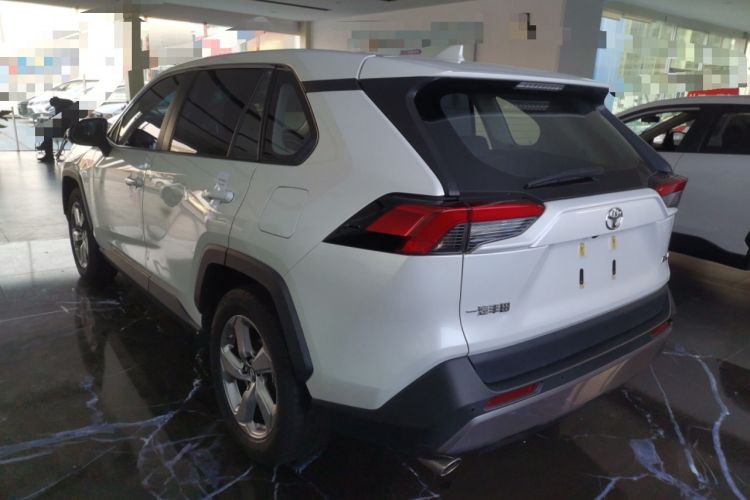 Used Toyota RAV4 2022 2.0L CVT Two-Wheel Drive Fashion Plus Edition
