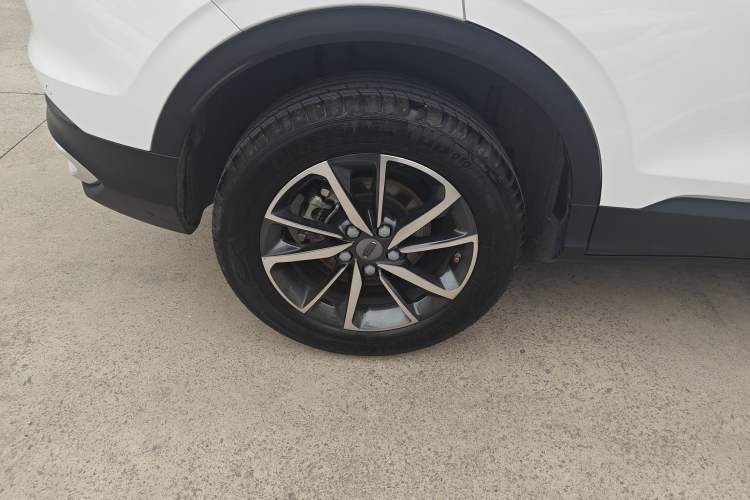 Used Geely Auto Coolray 2020 Facelift 240T DCT Hunter
