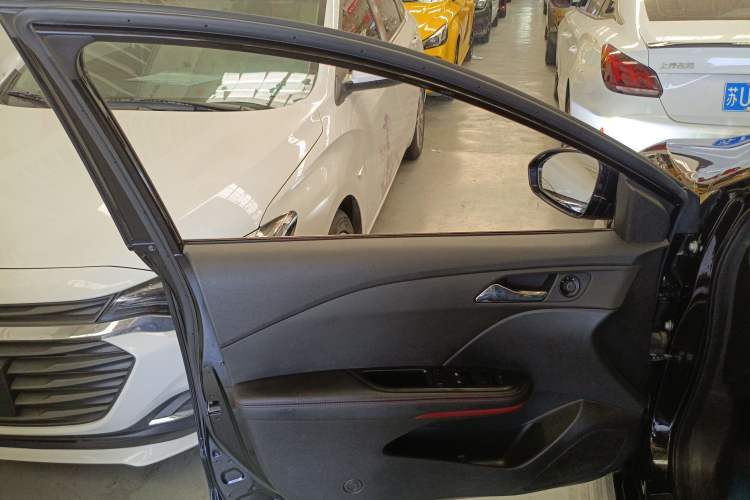 Used Chevrolet Monza 2022 Light Hybrid RS 330T Automatic Comfort Edition
