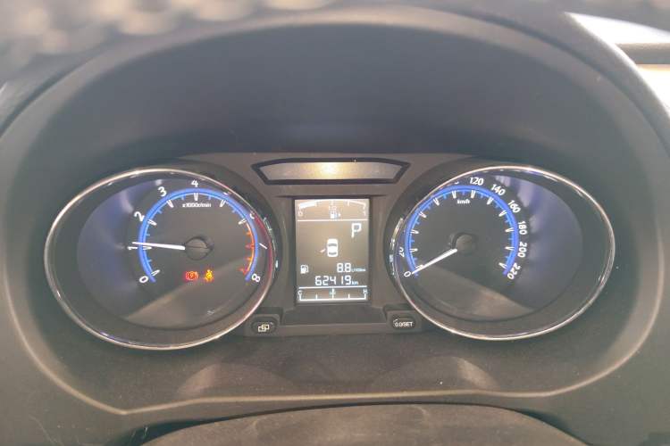 Used FORTHING SX6 2016 1.6L CVT Luxury Model