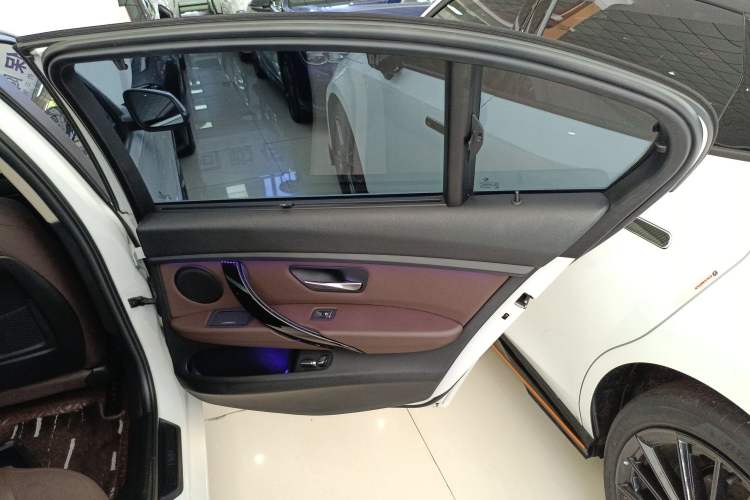 Used BMW 3 Series 2019 320Li Fashion Model
