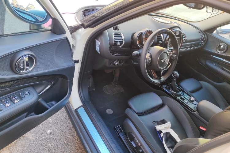 Used  Clubman 2016 1.5T COOPER Connoisseur Edition