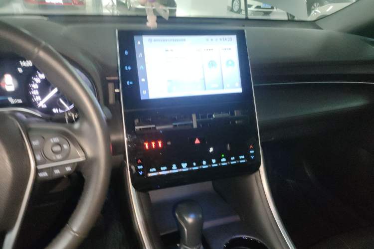 Used Toyota Avalon 2022 2.0L Luxury Edition