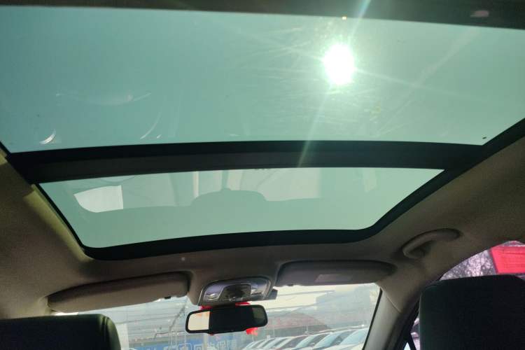 Used BYD Yuan New Energy 2018 EV360 Smart Connect Cool Edition
