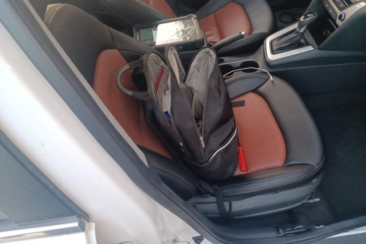 Used Hyundai Elantra 2016 1.6L Automatic ZhiXuan – Elite Version
