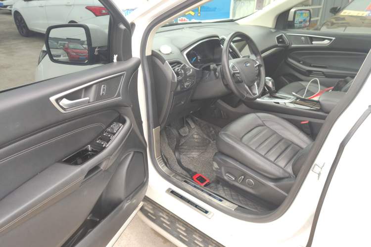 Used Ford Edge 2018 EcoBoost 245 Two-Wheel-Drive Titanium 7-Seater China V Standard