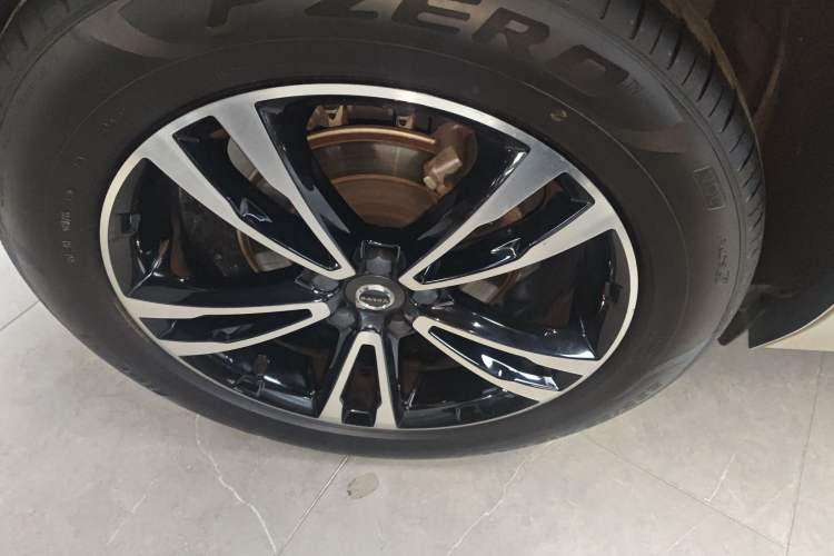 Used Volvo XC60 2019 T5 4x4 Zhiyuan Edition China VI Standard
