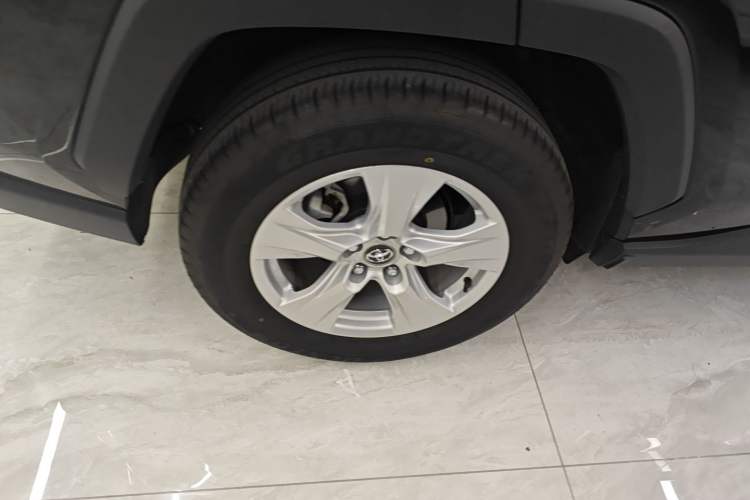 Used Toyota RAV4 2024 2.0L CVT Two-Wheel Drive Urban Edition
