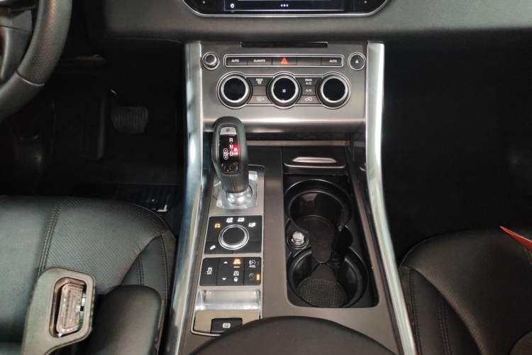 Used Land Rover Range Rover Sport 2016 3.0 SC V6 SE
