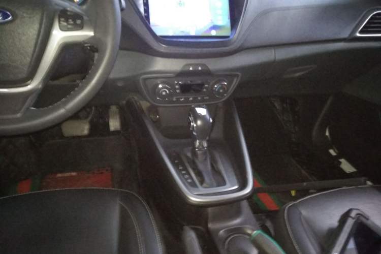 Used Ford Escort 2015 1.5L Automatic Fashion Model
