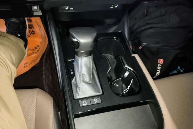 Used Lexus ES 2022 200 Excellence Edition
