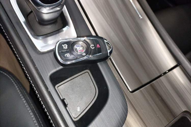 Used Buick LaCrosse 2022 652T Luxury Version