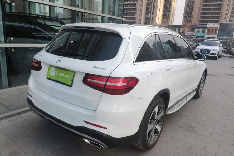 Used Mercedes-Benz GLC 2017 GLC 260 4MATIC Luxury Model
